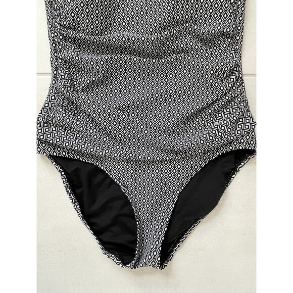 DKNY Swim One Piece Swimsuit Shirred Multicolor Print Padded Swimwear - Picture 5 of 11